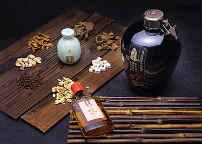 张根木蛇酒产品摄影[产品图片拍摄]