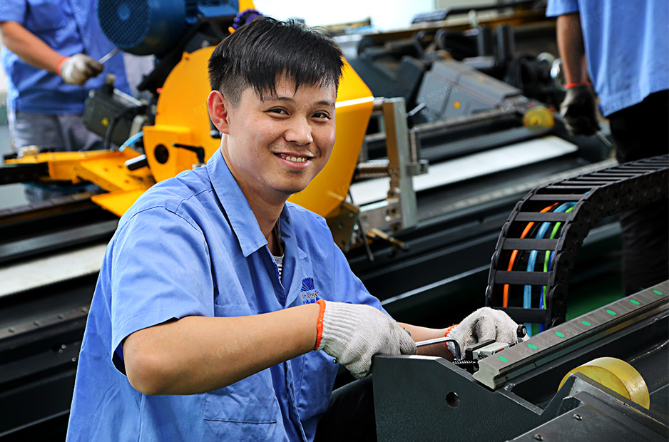 金凯达企业形象图片拍摄,张家港,江阴,太仓,昆山,常熟,靖江,南通,苏州,企业形象摄影,车间形象拍摄,服务,公司