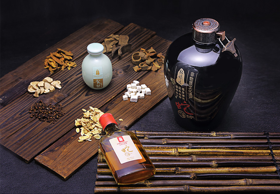 张根木蛇酒产品摄影★早晨摄影★太仓,昆山,张家港,江阴,常熟,苏州专业的产品摄影和拍摄公司